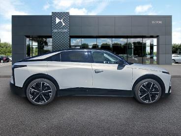 DS CERTIFIED Ds Ds N°8 Dsn8 Electrique 230ch 73,7kwh Etoile occasion certifiée - Berline Electrique Cristal Pearl (m) - Dunkerque - 3991887_4