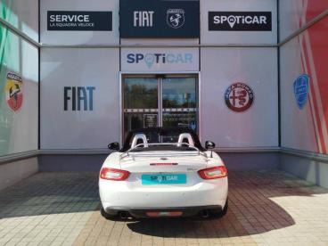SPOTICAR Fiat 124 Spider 1.4 Multiair 140ch Lusso Plus Occasion - Coupé-cabriolet Essence Blanc - Montpellier Cedex 3 - 1204078681_5