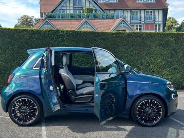 SPOTICAR Fiat 500 E 118ch La Prima My23 Occasion - Citadine Electrique Ocean Green Métal - Saint-cloud - 1203993980_5