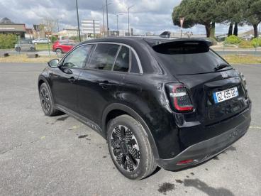 SPOTICAR Fiat 600 1.2 Hybrid 100ch La Prima Dct6 Occasion - Suv-4x4 Hybride Onyx Black - Brive - 1203961933_4