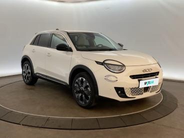 SPOTICAR Fiat 600 T-gen 3 1.2 Hybrid 110ch Edct6 La Prima Occasion - Berline Essence Ice White - Castelnau-d Estretefonds - 1204085825_3