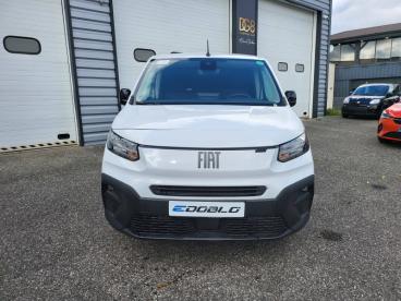 SPOTICAR Fiat Doblo M 800kg Electrique 136ch Batterie 51 Kwh Pack Prem Occasion - Utilitaire Electrique Blanc Icy - Annemasse - 1203256459_5