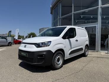 SPOTICAR Fiat Doblo M 800kg Electrique 136ch Batterie 50 Kwh Cabine Mo Occasion - Utilitaire Electrique Blanc Icy - Montfavet - 1203451239_1