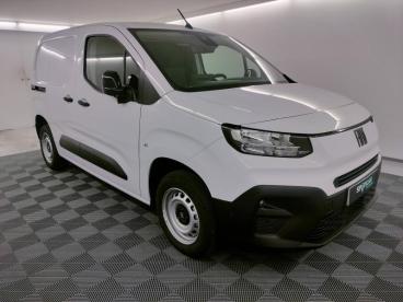 SPOTICAR Fiat Doblo M 650kg Bluehdi 100ch S&s Pack Premium Connect Occasion - Utilitaire Diesel Blanc Icy - Charmeil - 1203705563_3