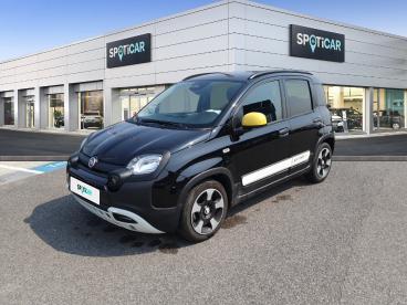 SPOTICAR Fiat Panda Classic 1.0 70ch Bsg S&s Pandina Occasion - Citadine Hybride Noir Cinema Pastel Extra-série - Reims - 1203492707_1