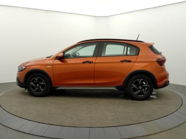 SPOTICAR Fiat Tipo Cross 5 Portes 1.0 Firefly Turbo 100 Ch S&s Pack Occasion - Berline Essence Orange - Nanterre - 1203798311_2