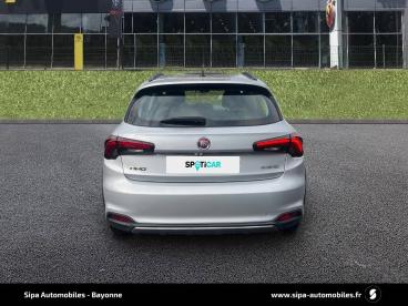 SPOTICAR Fiat Tipo Cross 5 Portes 1.5 Firefly Turbo 130 Ch S&s Dct7 H Occasion - Berline Essence Gris - Bayonne - 1203825906_5