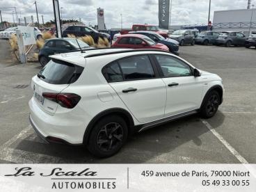 SPOTICAR Fiat Tipo Cross 1.5 Firefly Turbo 130ch S/s Pack Hybrid Dct7 My22 Occasion - Berline Hybride Blanc - Niort - 1203937095_5