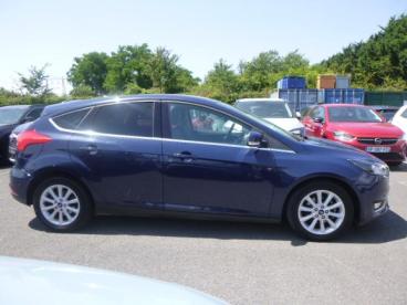 SPOTICAR Ford Focus 1.0 Ecoboost 125ch Stop&start Titanium Bva6 Occasion - Berline Essence Bleu Abysse - Sainte Genevieve Des Bois - 1203594913_4