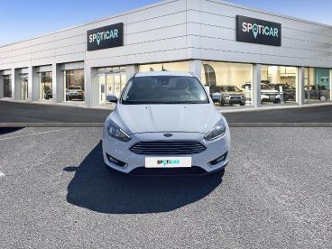 SPOTICAR Ford Focus 1.0 Ecoboost 125ch Stop&start Titanium Occasion - Berline Essence Blanc Glacier - Saint Doulchard - 1203609506_2