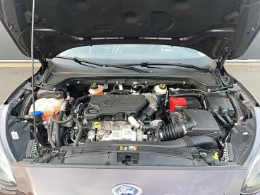 SPOTICAR Ford Focus 1.5 Ecoblue 120 S&s Bva8 Vignale Occasion - Berline Diesel Bordeaux - Lescure D Albigeois - 1203632724_3
