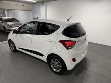 SPOTICAR Hyundai I10 1.2 87ch Uefa Euro 2016 Plus Occasion - Citadine Essence Polar White - Montlhery - 1203769247_3