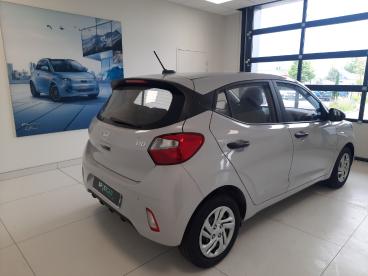 SPOTICAR Hyundai I10 1.0 63 Bvr Intuitive Occasion - Citadine Essence Gris Clair - Yvetot - 1203883571_3