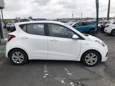 SPOTICAR Hyundai I10 1.2 87 Pack Evidence Occasion - Citadine Essence Noir - Cognac - 1204008078_4