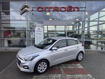 SPOTICAR Hyundai I20 1.0 T-gdi 100ch Initia Occasion - Citadine Essence Sleek Silver Métal - Ploemeur - 1203882862_1