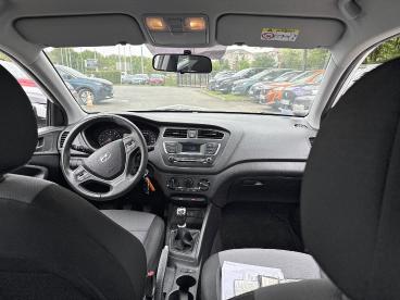 SPOTICAR Hyundai I20 1.2 75 Initia Occasion - Citadine Essence Polar White - Cesson-sevigne - 1203983377_2