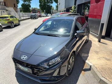 SPOTICAR Hyundai I20 1.0 T-gdi 100 Dct-7 Hybrid 48v Intuitive Occasion - Citadine Essence Noir - Manosque - 1204038445_2
