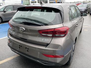 SPOTICAR Hyundai I30 1.0 T-gdi 120ch Hybrid 48v Creative Dct-7 Occasion - Berline Hybride Silky Bronze Métal - Brest - 1203519876_5