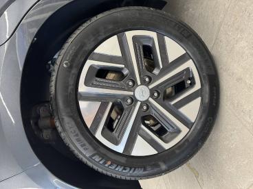 SPOTICAR Hyundai Kona Electrique 39 Kwh - 136 Ch Intuitive Occasion - Suv-4x4 Electrique Gris Fonce - Manosque - 1203197254_5