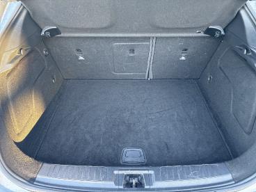 SPOTICAR Infiniti Q30 1.6t 156ch Premium Dct7 Occasion - Berline Essence Gris - Libourne - 1203773936_5