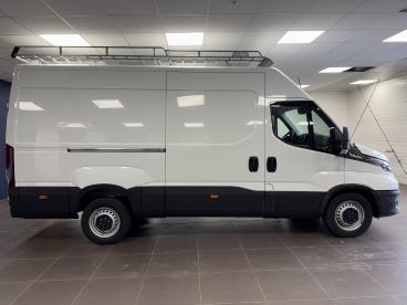 SPOTICAR Iveco Daily  Occasion - Utilitaire Diesel Blanc - Ballainvilliers - 1203873869_4