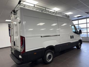 SPOTICAR Iveco Daily  Occasion - Utilitaire Diesel Blanc - Ballainvilliers - 1203873869_5