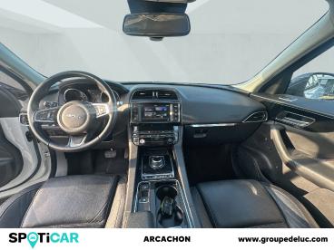 SPOTICAR Jaguar F-pace V6 3.0d 300ch R-sport 4x4 Bva8 Occasion - Suv-4x4 Diesel Polaris White - La Teste De Buch - 1203916854_3