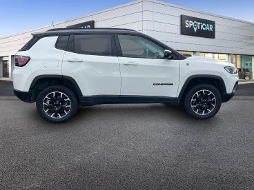 SPOTICAR Jeep Compass 1.3 Turbo T4 240ch Phev 4xe Trailhawk At6 Eawd Occasion - Suv-4x4 Hybride Rechargeable Alpine White+toit Noir - Villeneuve-les-beziers - 1203741328_4
