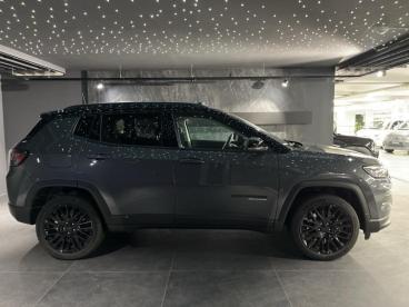 SPOTICAR Jeep Compass 1.3 Turbo T4 240ch Phev 4xe Upland At6 Eawd Occasion - Suv-4x4 Hybride Rechargeable Graphite Gray Métallisé+toit Noir - Levallois Perret - 1203771926_4