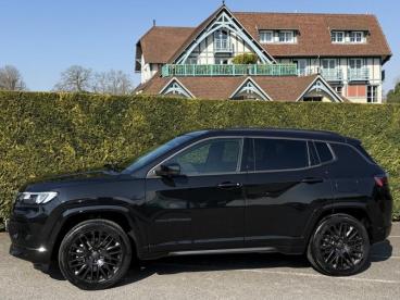 SPOTICAR Jeep Compass 1.3 Turbo T4 240ch Phev 4xe S At6 Eawd Occasion - Suv-4x4 Hybride Rechargeable Solid Black - Saint-cloud - 1203951443_5
