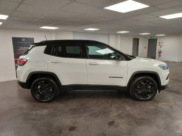 SPOTICAR Jeep Compass 1.3 Phev T4 240 Ch 4xe Eawd Upland Occasion - Suv-4x4 Hybride Rechargeable Blanc - Mareuil Les Meaux - 1204008210_4