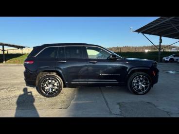 SPOTICAR Jeep Cherokee Grand Cherokee 2.0 T 380ch 4xe Summit Reserve Quadra-trac Ii Bva8 Occasion - Suv-4x4 Hybride Rechargeable Midnight Sky Métallisé + Toit Noir - Niort - 1203866364_4