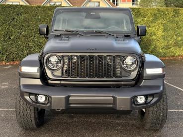 SPOTICAR Jeep Wrangler 2.0 T 380ch 4xe Sahara Command Trac Occasion - Suv-4x4 Hybride Rechargeable Black - Saint-cloud - 1203154080_3