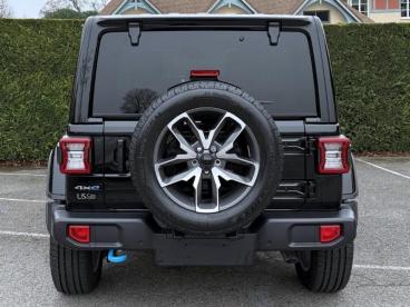 SPOTICAR Jeep Wrangler 2.0 T 380ch 4xe Sahara Command Trac Occasion - Suv-4x4 Hybride Rechargeable Black - Saint-cloud - 1203698079_4