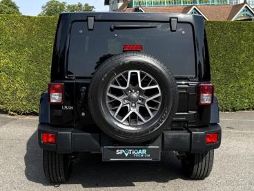 SPOTICAR Jeep Wrangler 3.6 V6 284ch Sahara Bva Occasion - Suv-4x4 Essence Black - Saint-cloud - 1204080880_5
