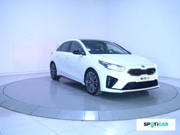 SPOTICAR Kia Ceed Cee-d 1.6 T-gdi 204 Ch Isg Dct7 Gt Occasion - Berline Essence Blanc - Challans - 1204136474_3