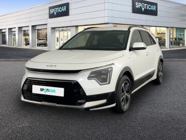 SPOTICAR Kia Niro 1.6 Gdi 183 Phev Premium Dct6 Occasion - Suv-4x4  Blanc - Puilboreau - 1203814896_1