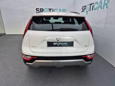 SPOTICAR Kia Niro 1.6 Gdi 141 Ch Hev Dct6 Active Occasion - Suv-4x4 Hybride Blanc - Cavaillon - 1204241668_5