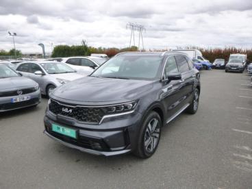 SPOTICAR Kia Sorento 1.6 T-gdi 265ch Phev Design Business Bva6 4x4 7 Pl Occasion - Suv-4x4 Hybride Rechargeable Gris Galène Métallisé - Morigny Champigny - 1203732618_1