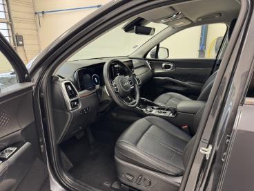 SPOTICAR Kia Sorento 1.6 T-gdi Phev 4wd Design Auto 7-seats Occasion - Suv-4x4 Hybride Rechargeable Gris Foncé - Yvetot - 1203963102_5
