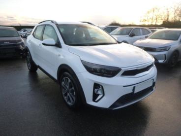 SPOTICAR Kia Stonic 1.0 T-gdi 100ch Collection 2 Dct7 Occasion - Suv-4x4 Essence Blanc Sensation Nacré - Sainte Genevieve Des Bois - 1203775203_3