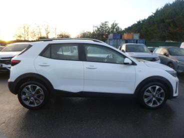 SPOTICAR Kia Stonic 1.0 T-gdi 100ch Collection 2 Dct7 Occasion - Suv-4x4 Essence Blanc Sensation Nacré - Sainte Genevieve Des Bois - 1203775203_4