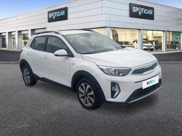 SPOTICAR Kia Stonic 1.0 T-gdi 120 Mhev Active Dct7 Occasion - Suv-4x4 Essence Blanc - Hyeres - 1203914873_3