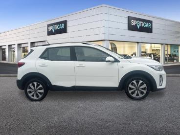 SPOTICAR Kia Stonic 1.0 T-gdi 120 Mhev Active Dct7 Occasion - Suv-4x4 Essence Blanc - Hyeres - 1203914873_4
