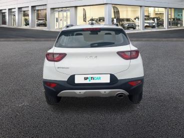 SPOTICAR Kia Stonic 1.0 T-gdi 120 Mhev Active Dct7 Occasion - Suv-4x4 Essence Blanc - Hyeres - 1203914873_5