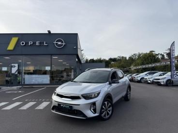 SPOTICAR Kia Stonic 1.0 T-gdi 100ch Blue Edition Occasion - Suv-4x4 Essence Gris Aluminium  Métallisé/ Toit Noir - Maillot - 1203924691_1