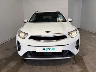 SPOTICAR Kia Stonic 1.0 T-gdi 120ch Mhev Active Dct7 Occasion - Suv-4x4 Hybride Blanc Céleste - Bollene - 1203967405_2