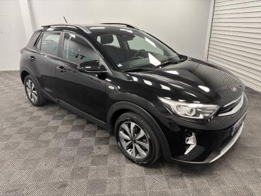 SPOTICAR Kia Stonic 1.0 T-gdi 100 Ch Dct7 Active Occasion - Suv-4x4 Essence Noir - Gond Pontouvre - 1204037005_3