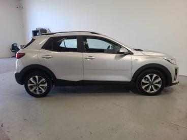 SPOTICAR Kia Stonic 1.0 T-gdi 120ch Mhev Active Business Ibvm6 Occasion - Suv-4x4 Hybride Gris Aluminium Métallisé - Massy - 1204202108_2