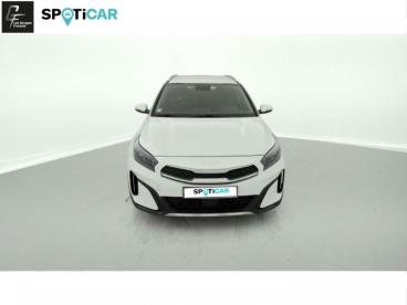 SPOTICAR Kia Xceed 1.6 Gdi 141ch Phev Active Dct6 Occasion - Berline Hybride Rechargeable Blanc - Peronne - 1203465616_2